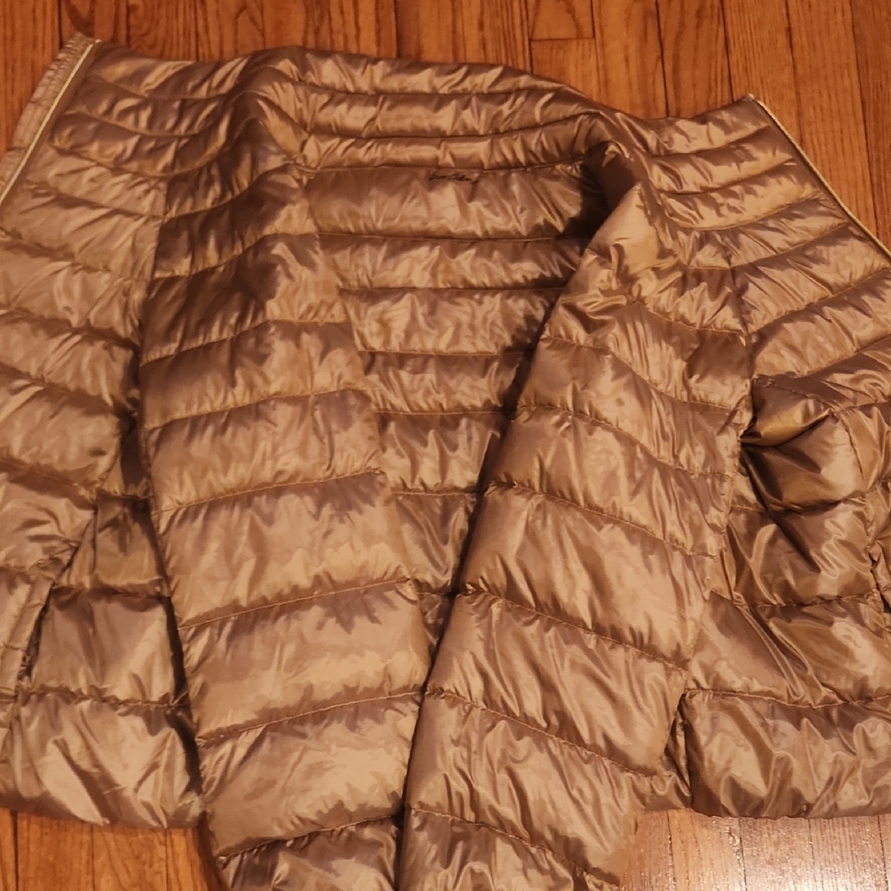 Sam Edelman Shimmering Gold Puffer Jacket - Picture 4 of 4